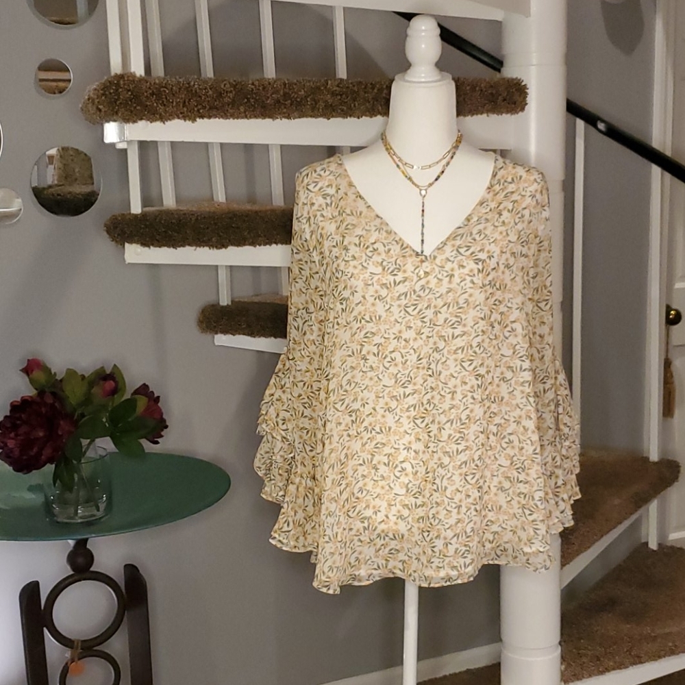 💚🥂HP🥂💚 Plus-size Calvin Klein Top